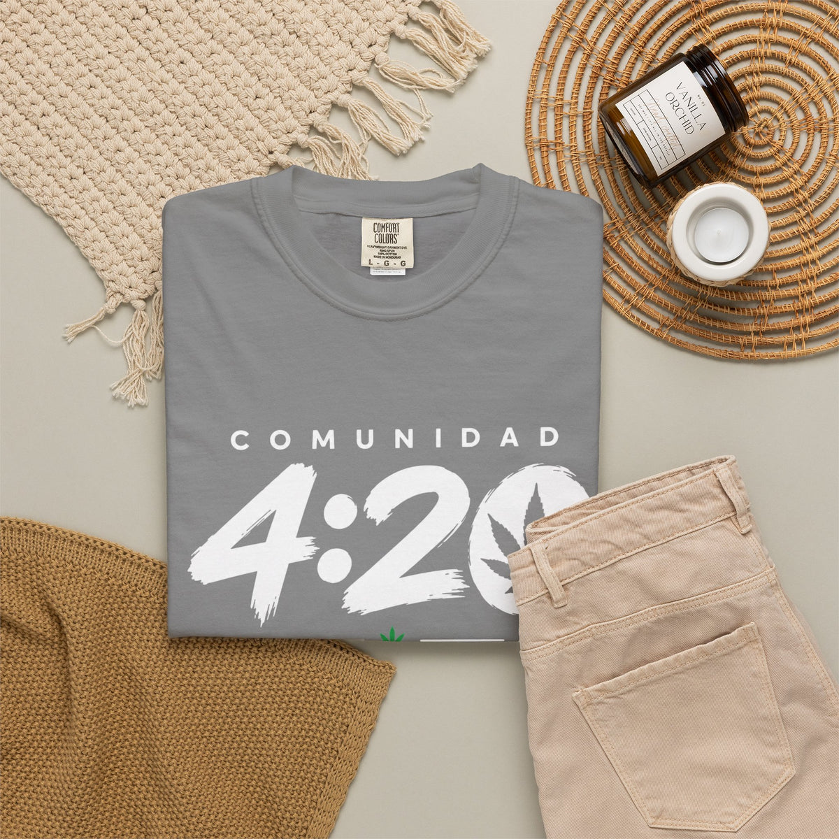 Comunidad 4:20 Graphic T-Shirt — Cannabis Leaf Tee