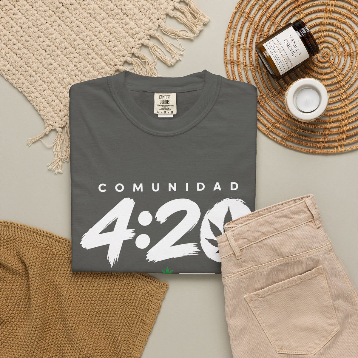 Comunidad 4:20 Graphic T-Shirt — Cannabis Leaf Tee